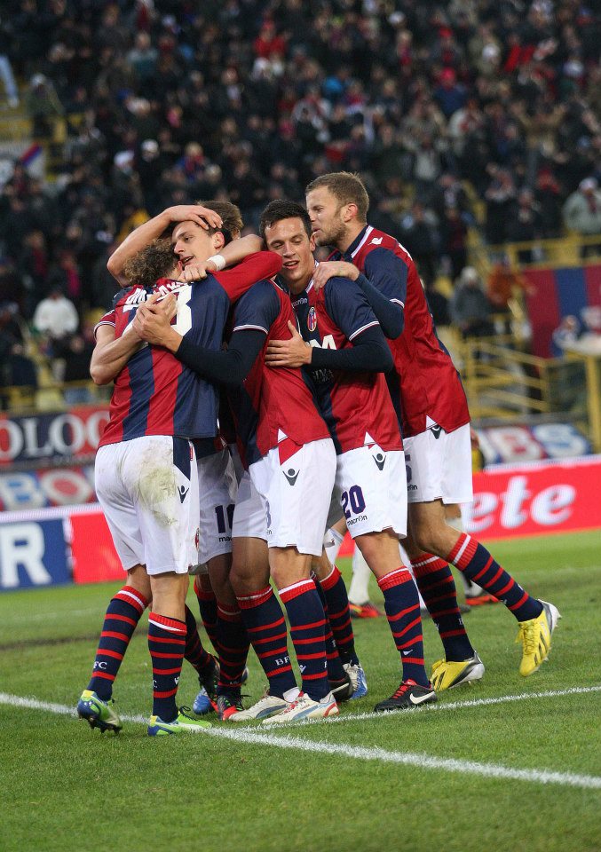 Grandi ragazziiiiii!!!!!　© Bologna FC