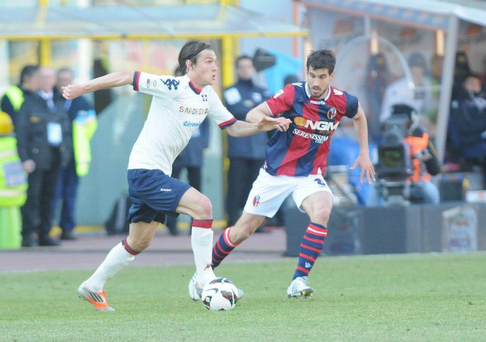エクダルおかえり © Bologna FC