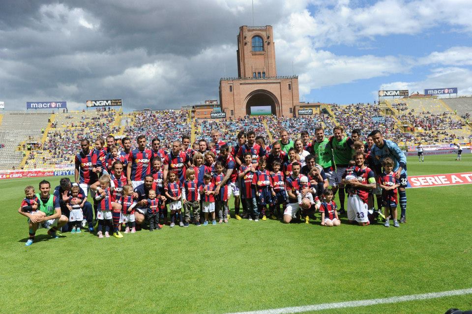 試合前のダッラーラは和やか © Bologna FC