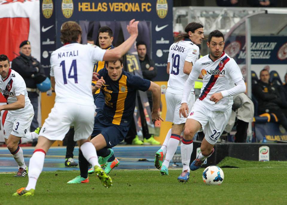 守備陣は安定感を増してます © Bologna FC