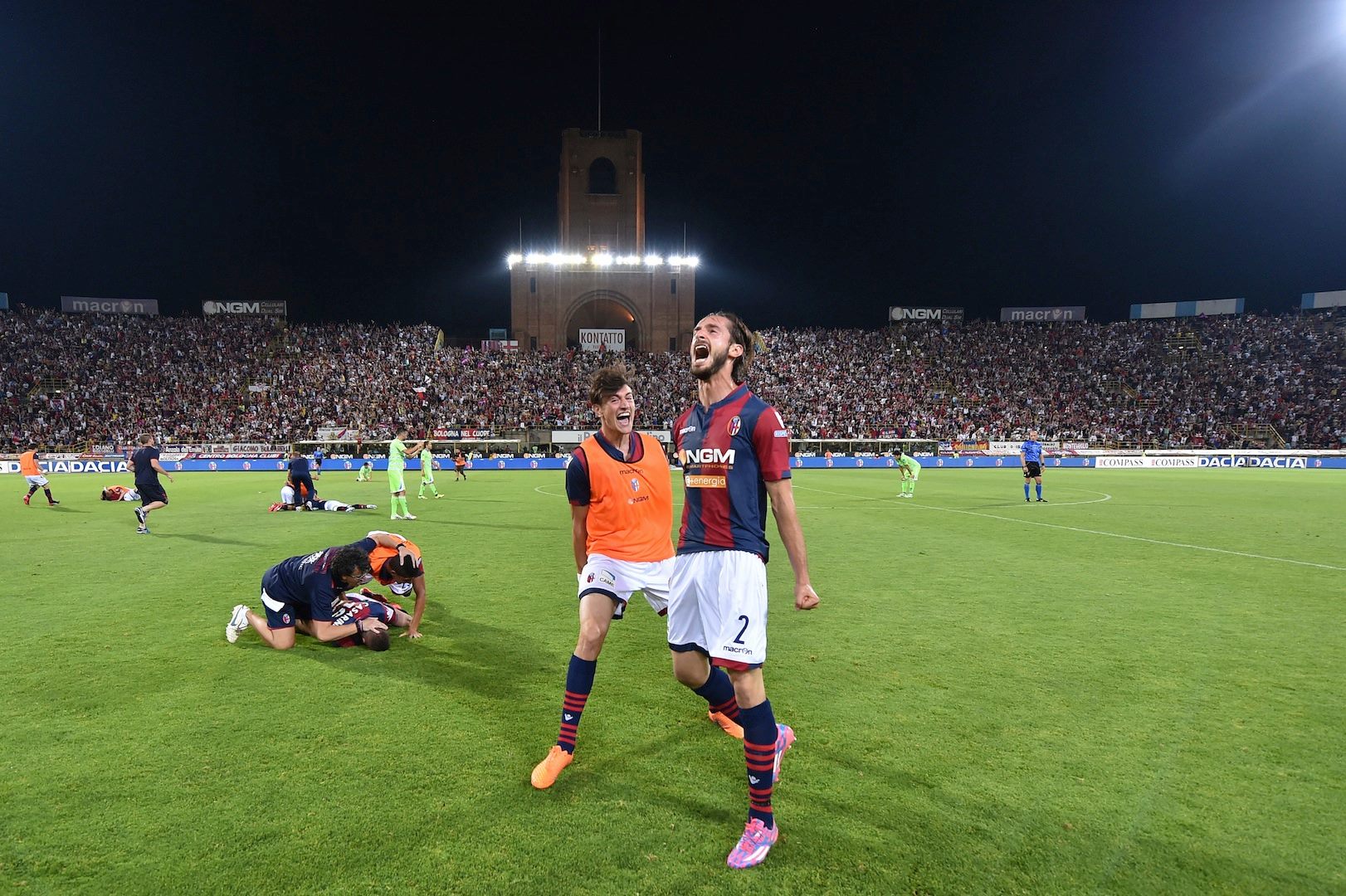 吠えたオイコノモウ © Bologna FC