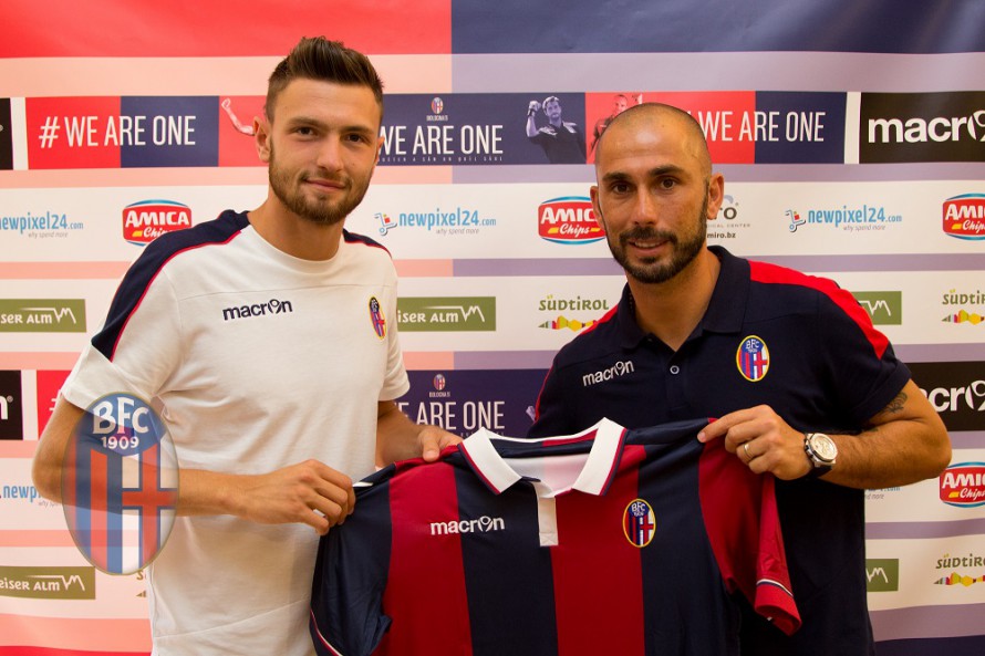 Luca Rizzo ルカ・リッツォのボローニャ加入会見が開かれる © Bologna FC